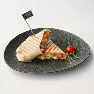 Combo - Tortilla Zamjenica pile + Krumpirići + Piće 0.33