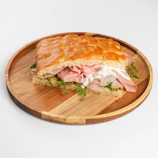Croissant ili Focaccia sendvič