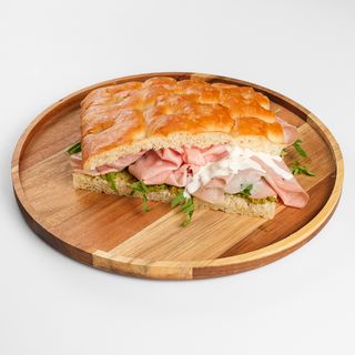 Croissant ili Focaccia sendvič