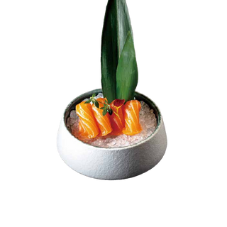 37.Sashimi salmone