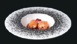 129. Salmón Roll (2 Pzs.)