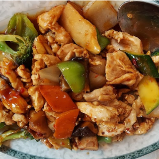 Pollo con salsa sechuan (picante)