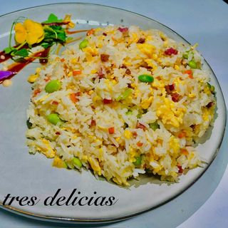 N71' Arroz Frito Tres Delicias