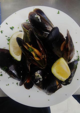 Mejillones Al Vapor (Ración)
