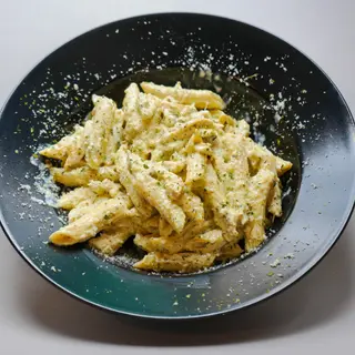 Pesto piletina 450g + coca cola 0.33ml