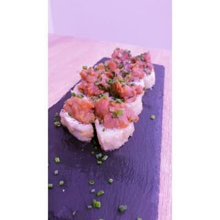 Salmon Paradise Roll