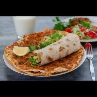 Lahmacun De Pollo