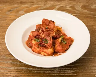 TORTELLONI. GIGANTI DI BURRATA E TARTUFO