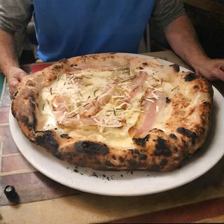 Guanciale e ricottina di bufala