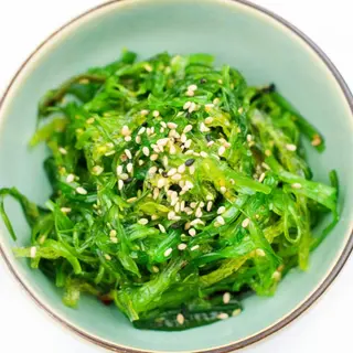 Salada wakami