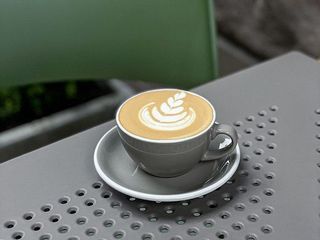 Кава Капучино на рослинному молоці (180мл)