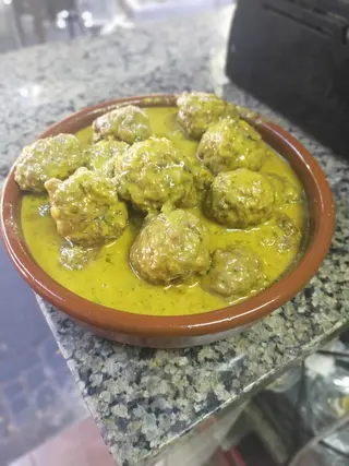 Albóndigas Al Curry