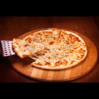 Pizza Cuatro Quesos