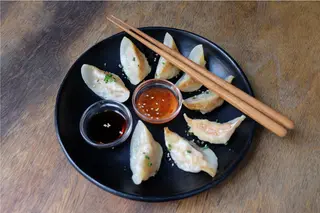 Gyozas Caseras De Verduras Ecológicas Y Lima Kaffir