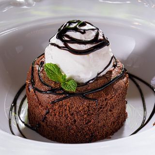 ლავა ქეიქი