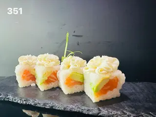 351. Fresh salmone