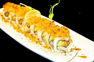 KK005 - Spicy Salmon Roll