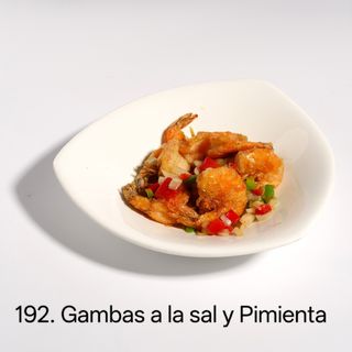 Wok de gambas a la sal y pimienta