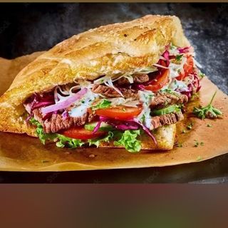 Kebab w bułce Classic