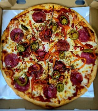 19. Pizza Papryczka 24cm