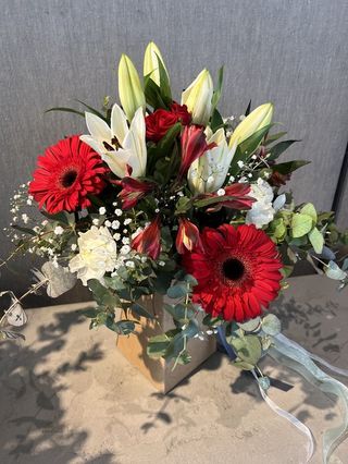 Bouquet Blanc I Vermell