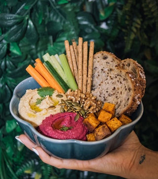 Hummus & Friends