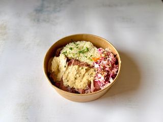 Ramstek u sosu od bibera sa basmati pirinčem