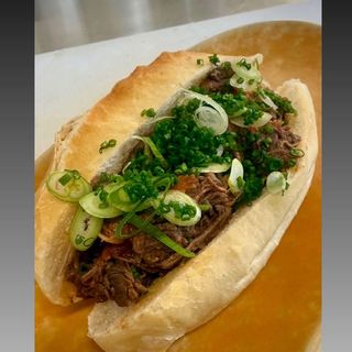 Pão com Carne Louca