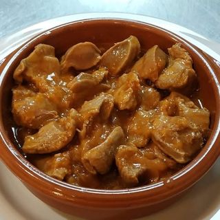 Pollo Con Salsa Picante