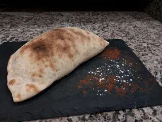 Calzone Di Crema