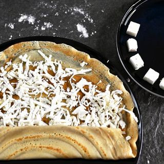 Палачинка със сирене (340г)