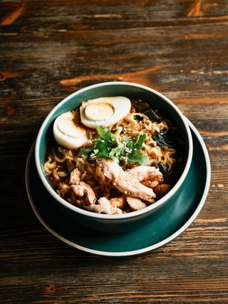 Рамен с курицей (500г)