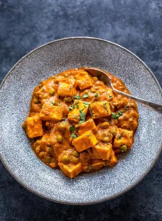 Matar Paneer
