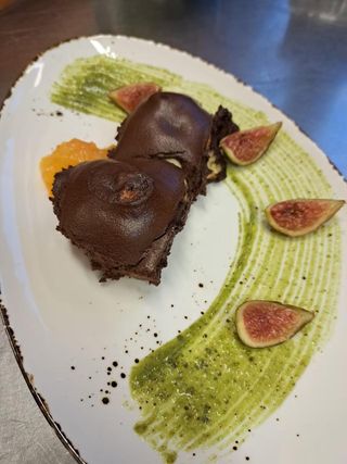 Profiterol cu înghețată de vanilie