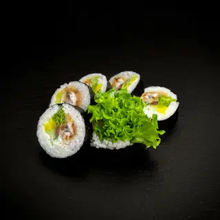Futomaki węgorz w tempurze