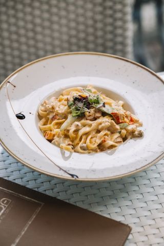 Tagliatelle sa piletinom 620 gr