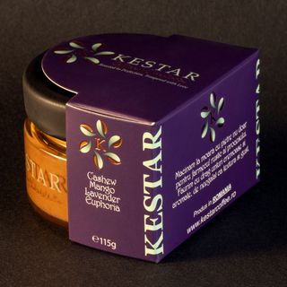 Crema tartinabila de caju, mango si lavanda