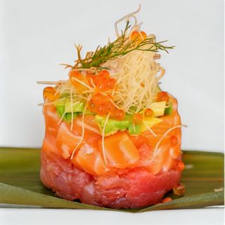 Tartare tuna salmon
