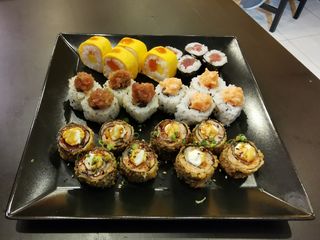 Medium Menu 4 - 24 Pieces