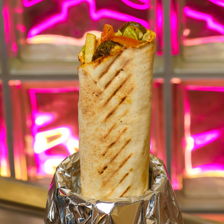 Донер з фалафелем і хумусом