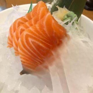 36. Sashimi De Salmón (4 Pzs.)