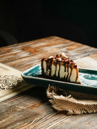 Чизкейк Сникерс (278г)