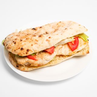 Sendvič u tijestu piletina