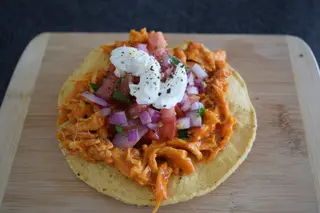 27. Taco De Pollo Desmechado (2 Uds.)