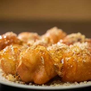 12 бухтички с мед и орехи