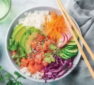 Poke De Salmón