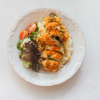 Крънчи пилешко филе с моцарела