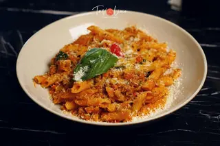 Linguine alla Bolognese