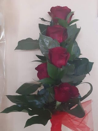 Ramo 5 rosas