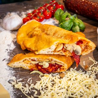 Panzerotti sa kulenom i pečurkama